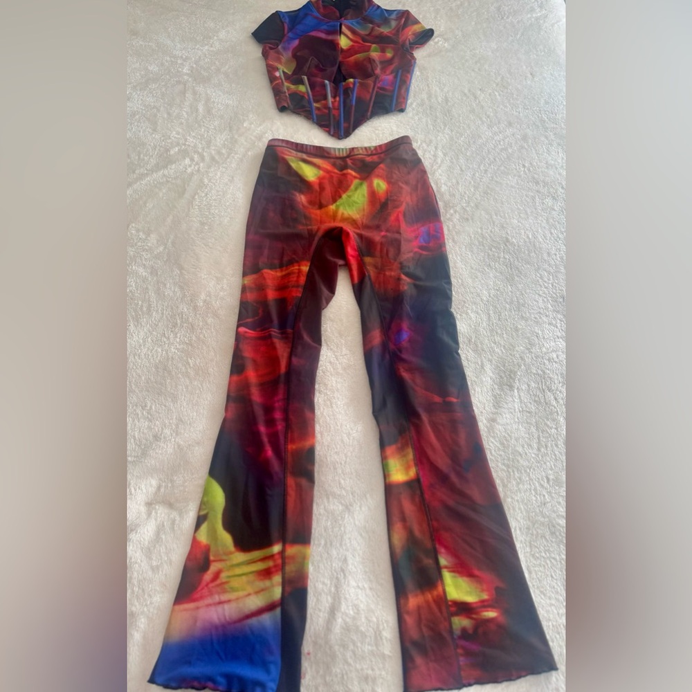 House of CB Abstract Corset Set | Size M | Sculpted Boned Top + Flare Pant - Picture 5 of 9